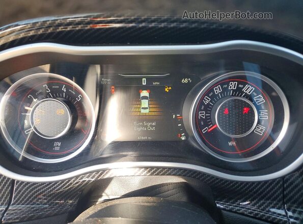 2C3CDZBT4GH111853 2016 DODGE CHALLENGER Black Instrument cluster view