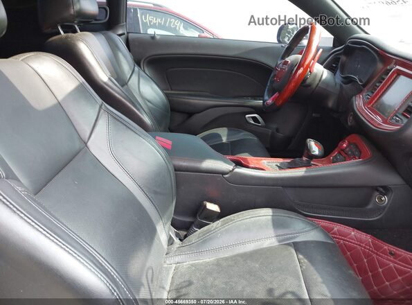 2C3CDZBT4GH264362 2016 DODGE CHALLENGER Серый Вид салона спереди