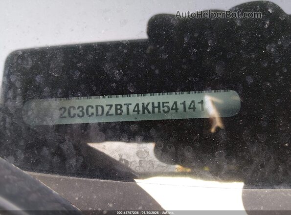 2C3CDZBT4KH541410 2019 DODGE CHALLENGER Black Widok komory silnika