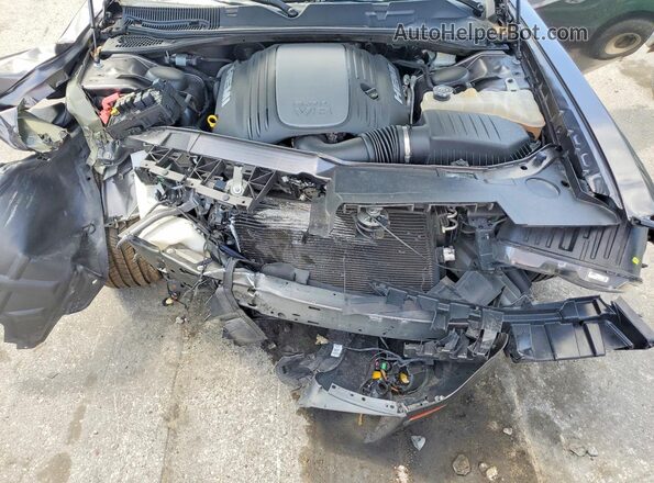 2C3CDZBT4LH226902 2020 DODGE CHALLENGER Gray Вид задньої частини салону