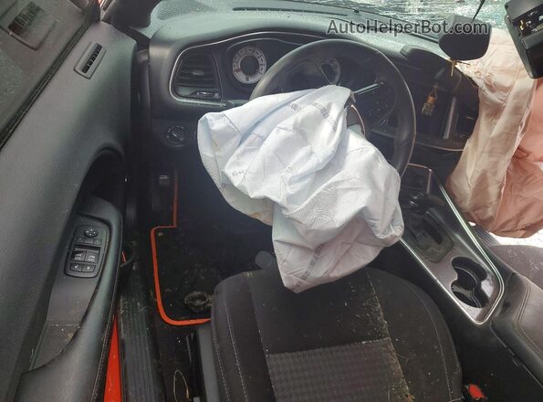 2C3CDZBT5JH116129 2018 DODGE CHALLENGER Orange Widok deski rozdzielczej