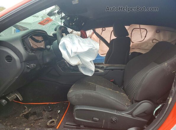 2C3CDZBT5JH116129 2018 DODGE CHALLENGER Orange Widok wnętrza z przodu