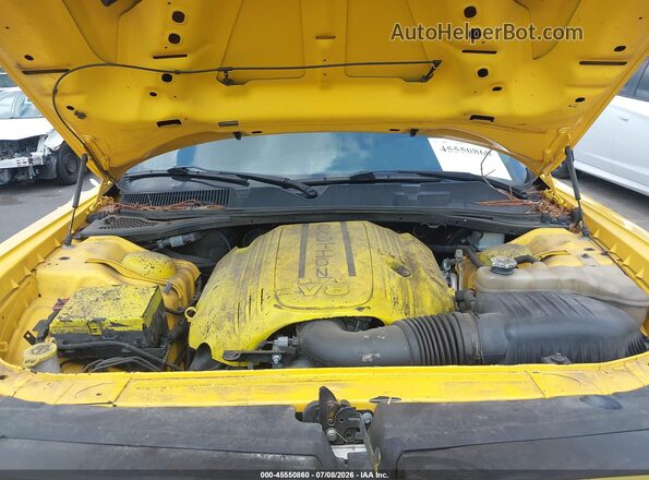 2C3CDZBT5JH172183 2018 DODGE CHALLENGER Yellow Вид ззаду