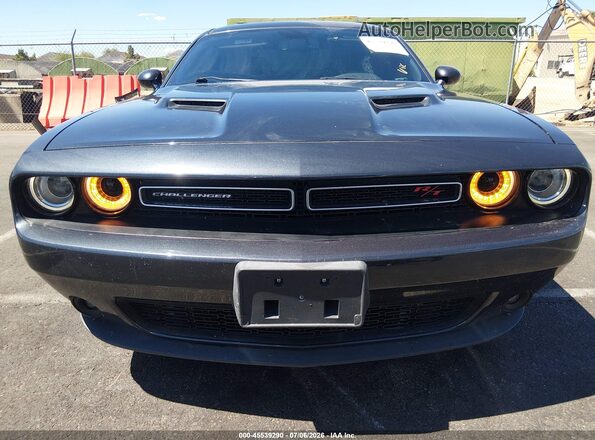 2C3CDZBT6JH241267 2018 DODGE CHALLENGER Gray Vista interior trasera
