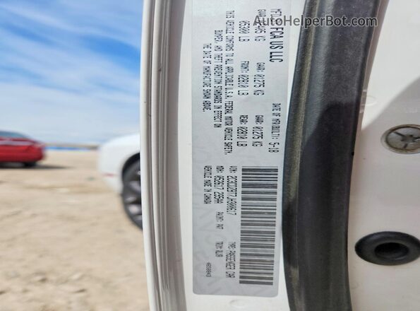 2C3CDZBT7JH300617 2018 DODGE CHALLENGER White Вид підкапотного простору