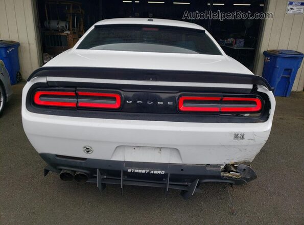 2C3CDZBT7KH556936 2019 DODGE CHALLENGER White Vista trasera