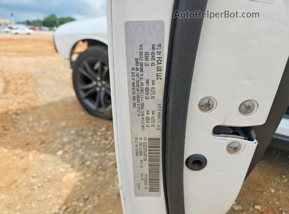 2C3CDZBT8JH271290 2018 DODGE CHALLENGER White VIN կոդի պիտակի տեսք
