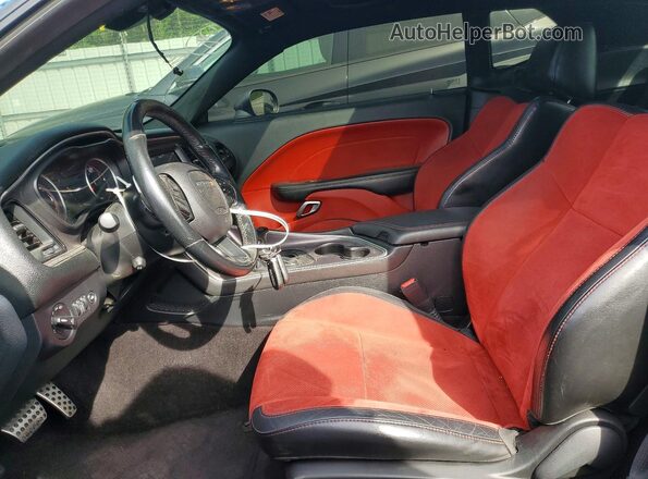 2C3CDZBT9JH161512 2018 DODGE CHALLENGER Silver წინა სალონის ხედი