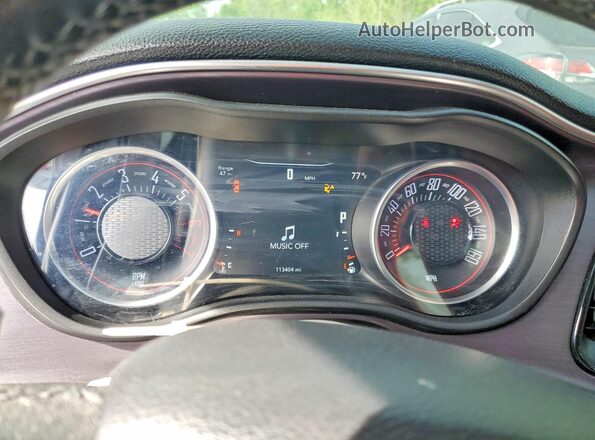 2C3CDZBT9JH161512 2018 DODGE CHALLENGER Silver ხელსაწყოთა პანელის ხედი