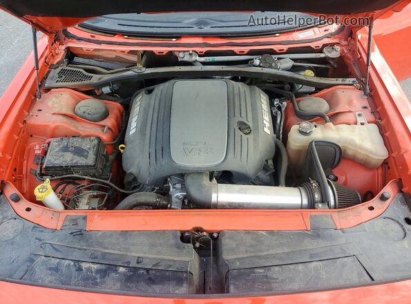 2C3CDZBT9MH590685 2021 DODGE CHALLENGER Оранжевый Вид задней части салона