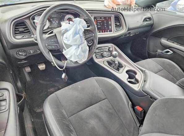 2C3CDZBT9NH168319 2022 DODGE CHALLENGER Blue Առջևի վահանակի տեսք
