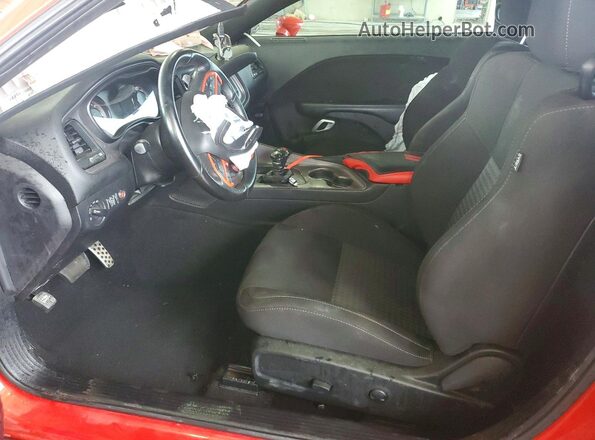 2C3CDZBT9PH662506 2023 DODGE CHALLENGER Red Widok wnętrza z przodu