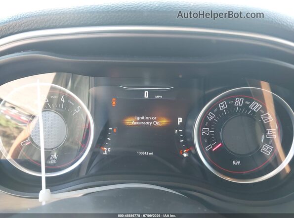 2C3CDZBTXJH123920 2018 DODGE CHALLENGER White Widok tylnych siedzeń