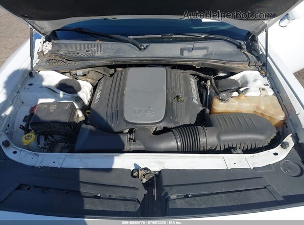 2C3CDZBTXJH123920 2018 DODGE CHALLENGER White Widok z tyłu
