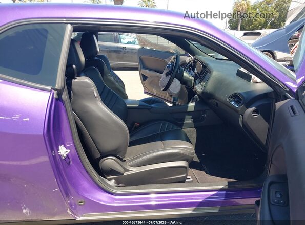2C3CDZC90GH200144 2016 DODGE CHALLENGER Purple Widok wnętrza z przodu