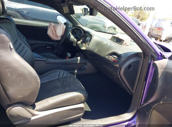 2C3CDZC93PH647910 2023 DODGE CHALLENGER Purple Vista interior delantera