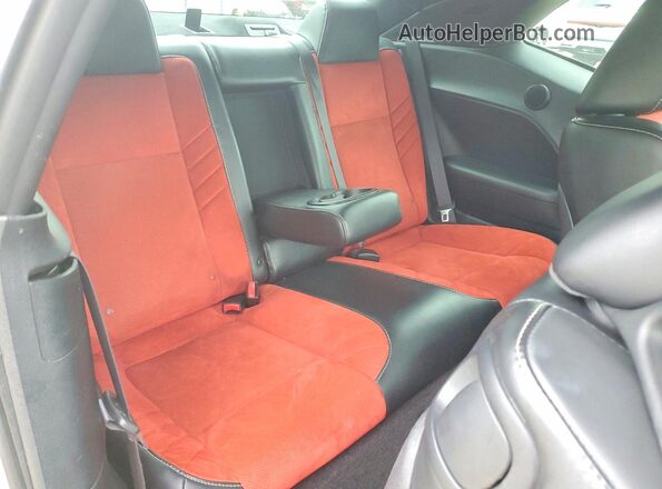 2C3CDZC9XGH308416 2016 DODGE CHALLENGER Silver Հետևի նստատեղերի տեսք