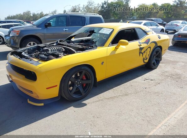 2C3CDZC9XHH597797 2017 DODGE CHALLENGER Yellow Front left