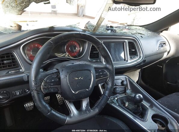 2C3CDZC9XHH597797 2017 DODGE CHALLENGER Yellow Rear interior view
