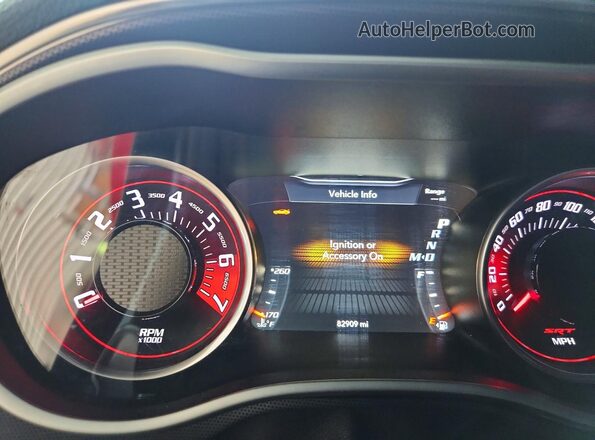 2C3CDZDJ4HH633122 2017 DODGE CHALLENGER Red Սարքավորումների վահանակի տեսք