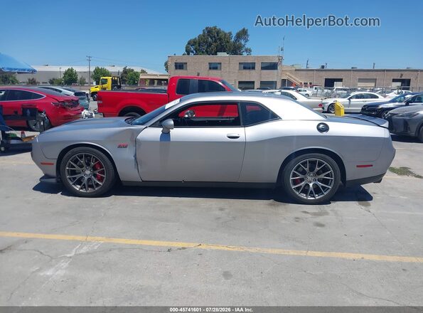2C3CDZDJ6GH164517 2016 DODGE CHALLENGER Silver 360 interior view