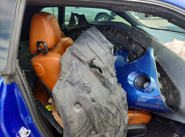 2C3CDZDJ9JH251190 2018 DODGE CHALLENGER Blue Widok tylnych siedzeń