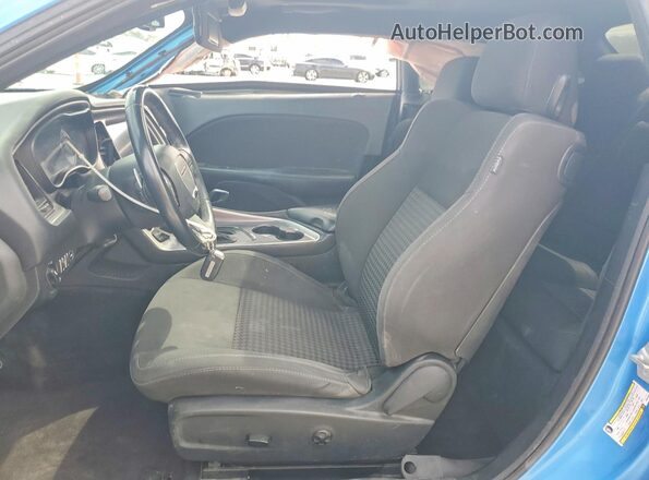 2C3CDZFJ0KH540490 2019 DODGE CHALLENGER Blue Вид салону спереду