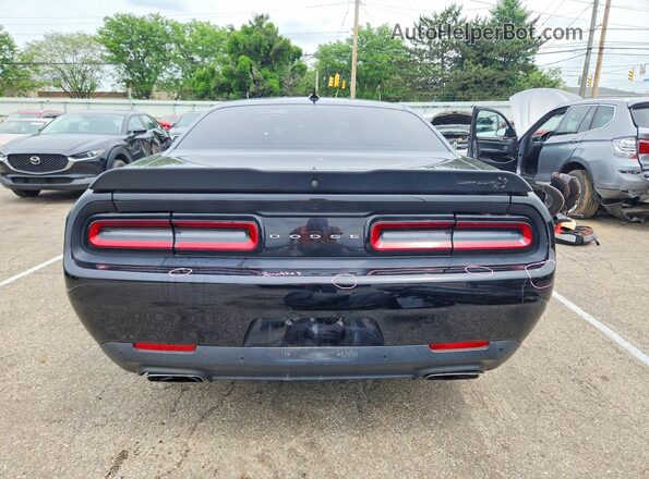 2C3CDZFJ0LH143153 2020 DODGE CHALLENGER Black უკანა ხედი