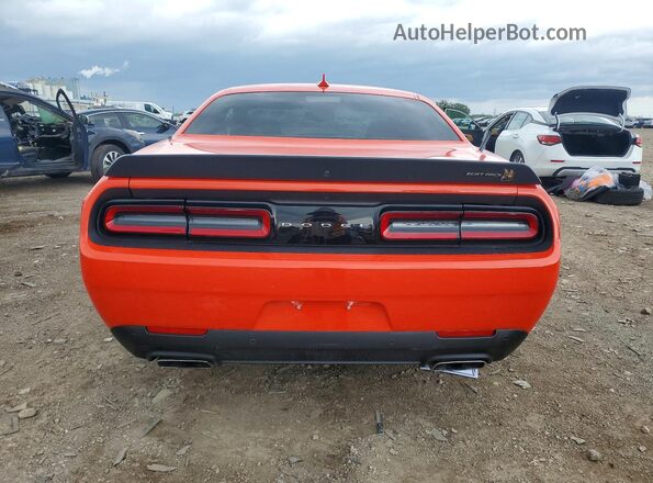 2C3CDZFJ0NH124346 2022 DODGE CHALLENGER Orange Widok z tyłu