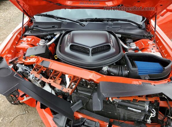2C3CDZFJ0NH124346 2022 DODGE CHALLENGER Orange Widok wnętrza z tyłu