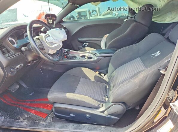 2C3CDZFJ1KH702157 2019 DODGE CHALLENGER Black Вид салону спереду