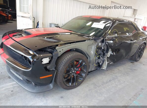 2C3CDZFJ1LH231175 2020 DODGE CHALLENGER Black Вид спереду