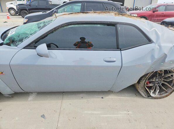 2C3CDZFJ2MH509681 2021 DODGE CHALLENGER Серый Вид салона спереди