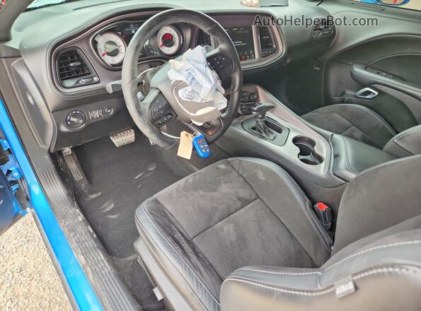 2C3CDZFJ2PH606299 2023 DODGE CHALLENGER Blue Dashboard view