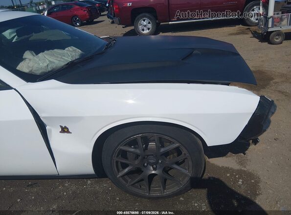 2C3CDZFJ3HH578689 2017 DODGE CHALLENGER White 