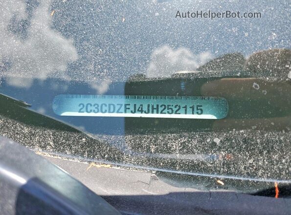 2C3CDZFJ4JH252115 2018 DODGE CHALLENGER Silver Вид підкапотного простору