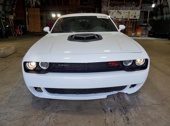2C3CDZFJ5MH582883 2021 DODGE CHALLENGER White წინა ხედი