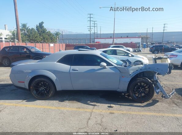 2C3CDZFJ5NH214866 2022 DODGE CHALLENGER Silver Vista interior trasera