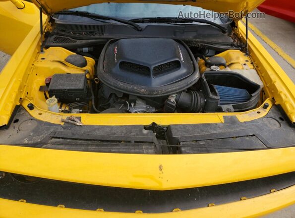 2C3CDZFJ6HH507941 2017 DODGE CHALLENGER Yellow Rear interior view