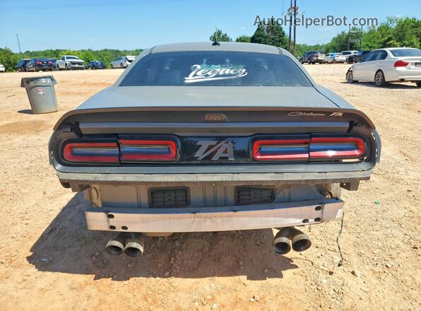 2C3CDZFJ7JH154647 2018 DODGE CHALLENGER Gray Հետևի տեսք