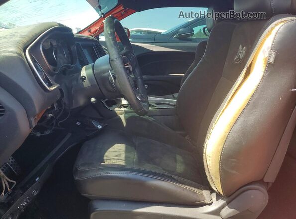 2C3CDZFJ7MH662508 2021 DODGE CHALLENGER Orange წინა სალონის ხედი