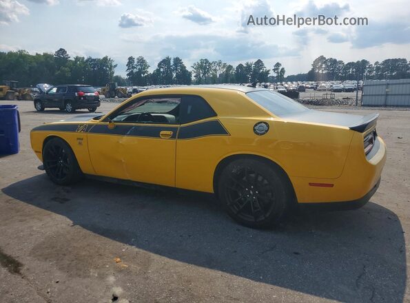 2C3CDZFJ8HH554906 2017 DODGE CHALLENGER Yellow Հետևի ձախ