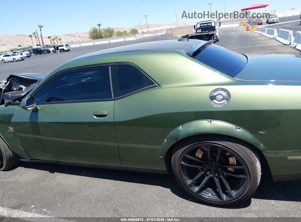 2C3CDZFJ8JH171411 2018 DODGE CHALLENGER Зеленый Панорамный вид салона 360°