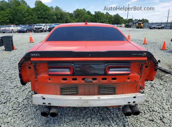 2C3CDZFJ8MH637939 2021 DODGE CHALLENGER Orange Вид ззаду