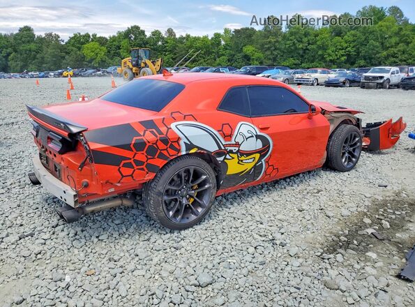 2C3CDZFJ8MH637939 2021 DODGE CHALLENGER Orange Задня права чверть