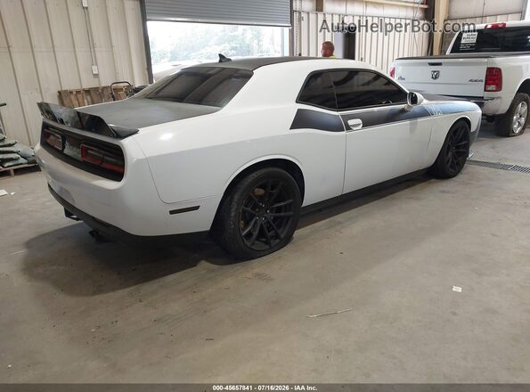 2C3CDZFJ9HH632920 2017 DODGE CHALLENGER White Rear right