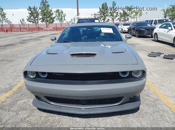 2C3CDZFJ9KH574816 2019 DODGE CHALLENGER Gray Rear interior view
