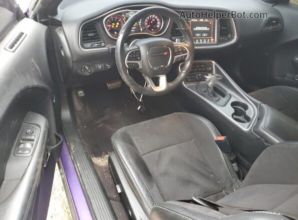 2C3CDZFJXJH334768 2018 DODGE CHALLENGER Purple Вид панелі приладів