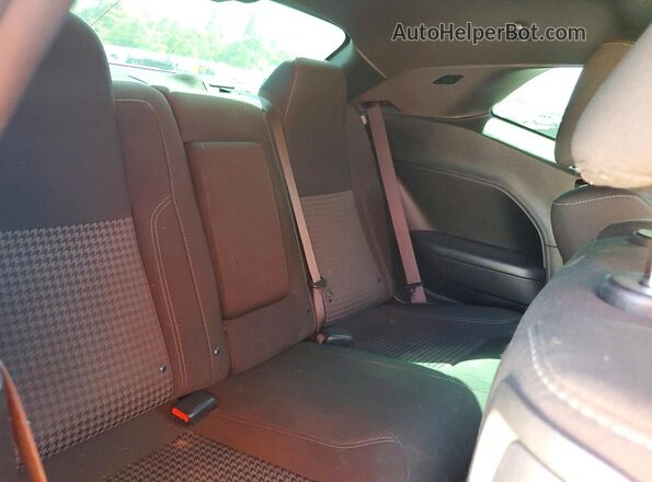 2C3CDZGG0NH165515 2022 DODGE CHALLENGER Burgundy Vista de los asientos traseros