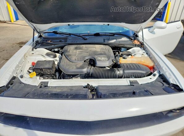 2C3CDZGG1JH314704 2018 DODGE CHALLENGER White Սալոնի հետևի տեսք